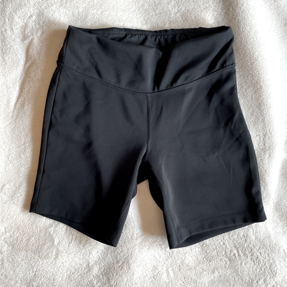 New Balance Women’s Black Running Short - Picture 4 of 5